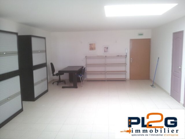 Bureau à Istres ZI Le Tubé