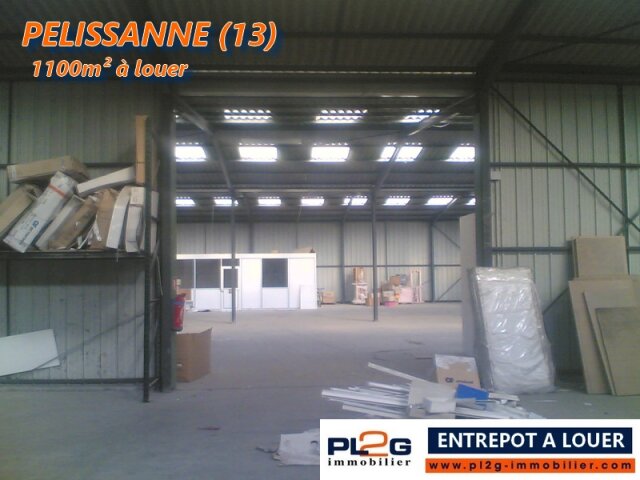 Local de 1100m² disponible à la location à salon de provence