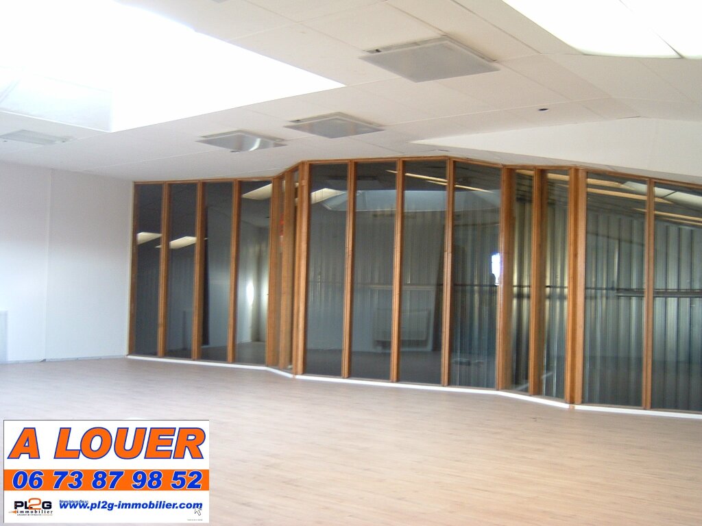 Entrepôt avec chambre froide à louer à Chateaurenard