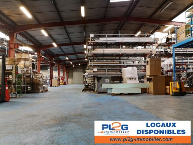 Local d'activité à louer à Rousset