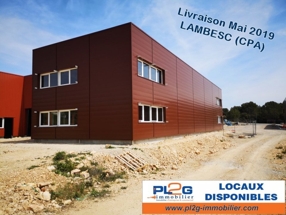 Local d'activité à vendre à Lambesc 177m²
