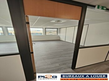 Bureaux à louer à Marseille avec parking à partir de 110m²