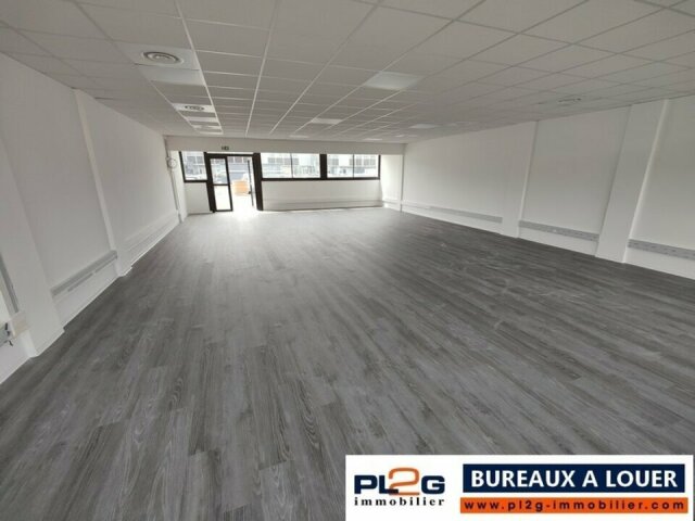 Bureaux à louer à Marseille avec parking à partir de 110m²
