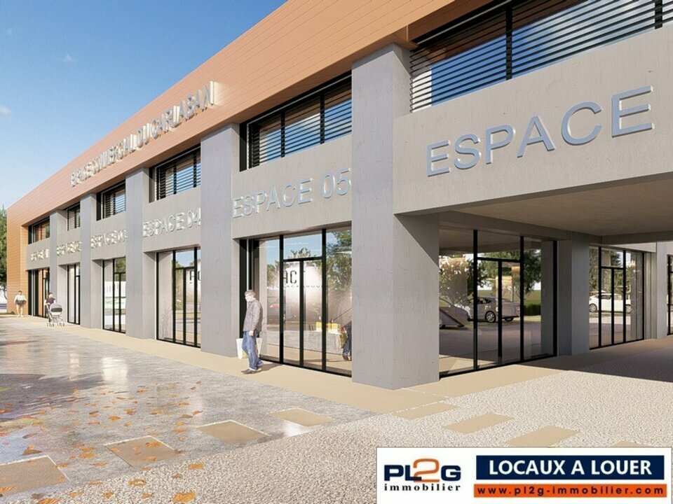 Local à louer à Roquevaire 183m²