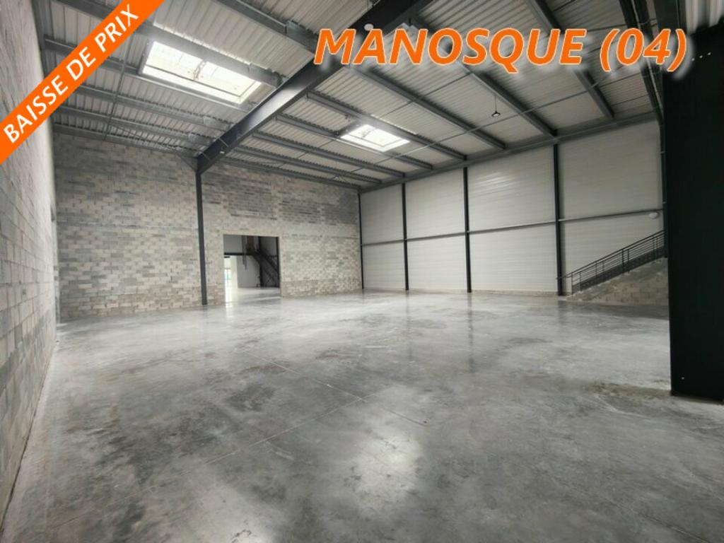 Grand entrepôt à louer à Manosque 1038m²