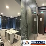 Bureau avec stockage à louer à Istres