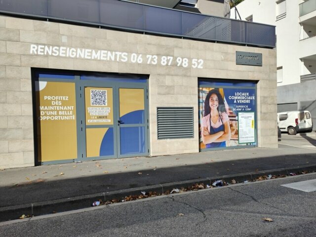 Mur commerce neuf à vendre à Miramas 86m²