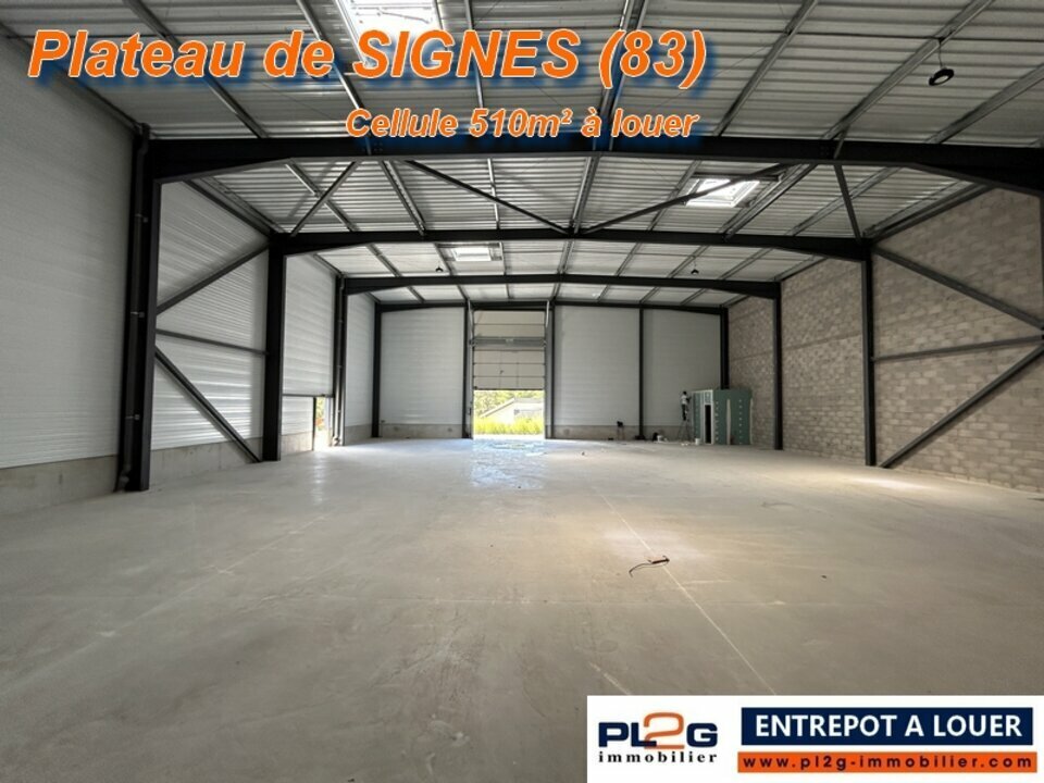 Entrepôt à louer à Signes