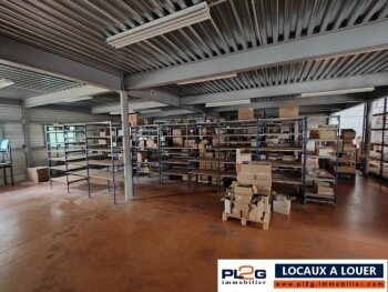 Local d'activité à louer à Salon de Provence avec parking
