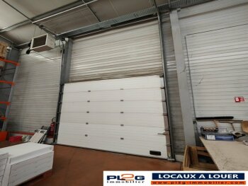 Local d'activité à louer à Salon de Provence avec parking