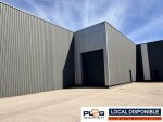 Entrepôt à louer à Signes 435m²