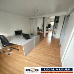 Location entrepôt avec bureaux et parking proche Vitrolles