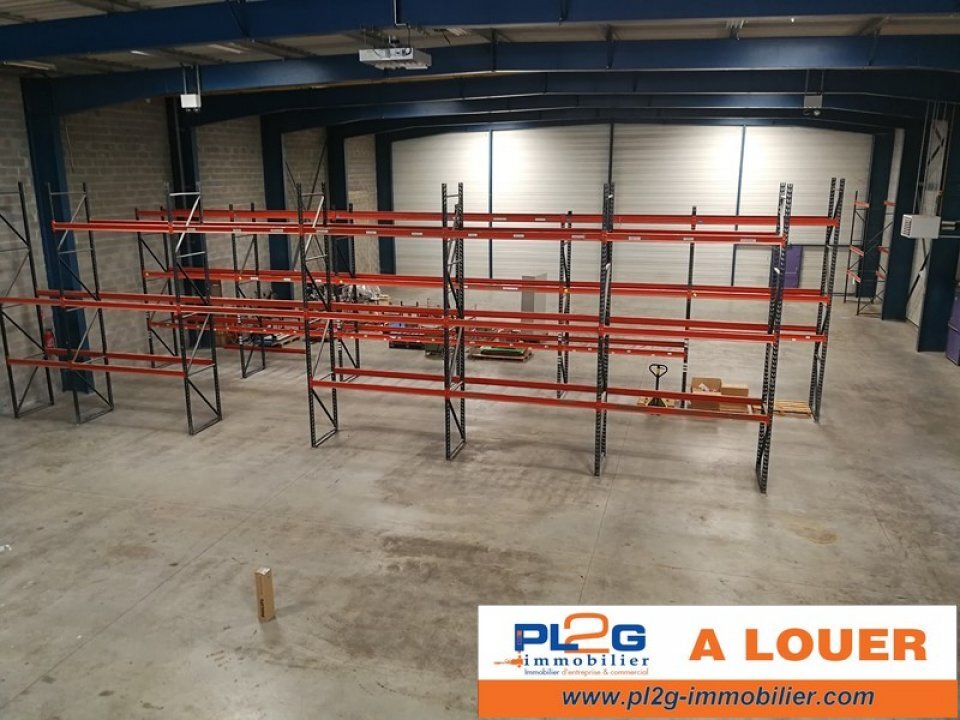 Entrepôt à louer à Pertuis avec parking