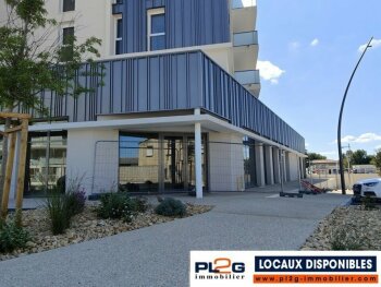 Local neuf à louer dans le Gard aux Angles (30)