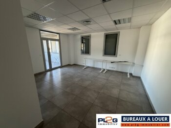 Bureaux à louer pôle TP à Fréjus Capitou